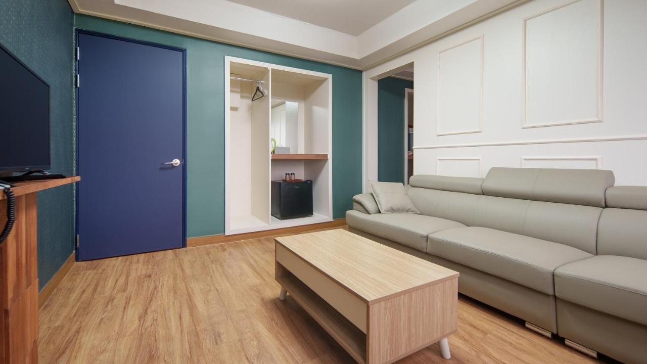 Hiker Hotel Csedzsu Kültér fotó
