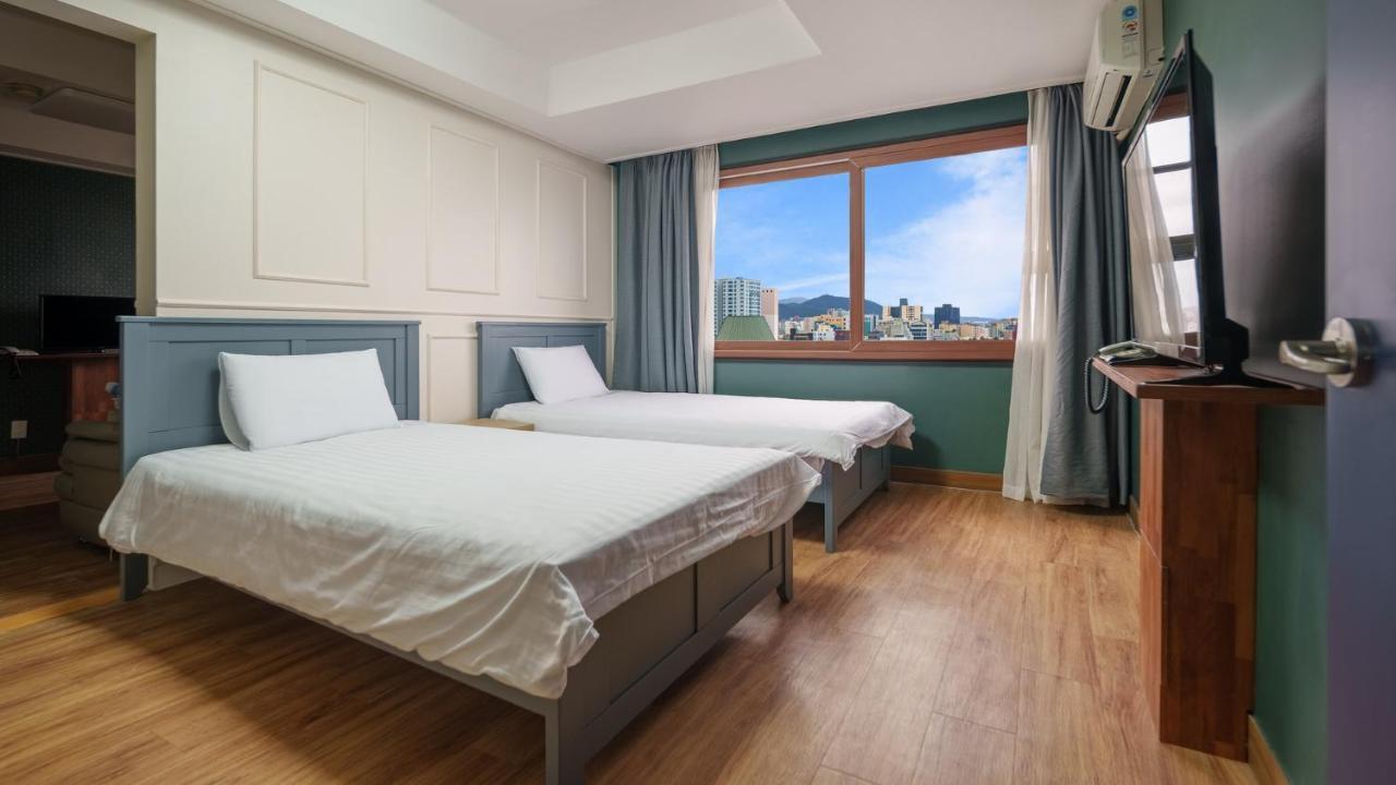 Hiker Hotel Csedzsu Kültér fotó