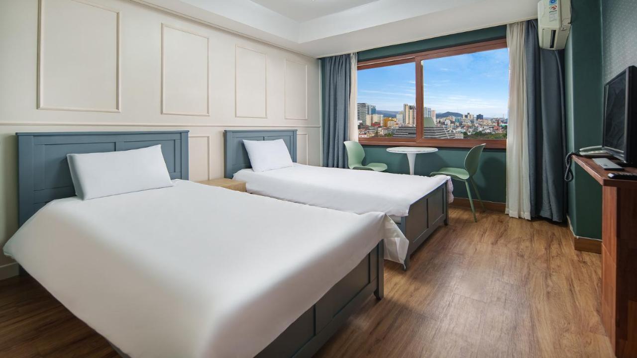 Hiker Hotel Csedzsu Kültér fotó